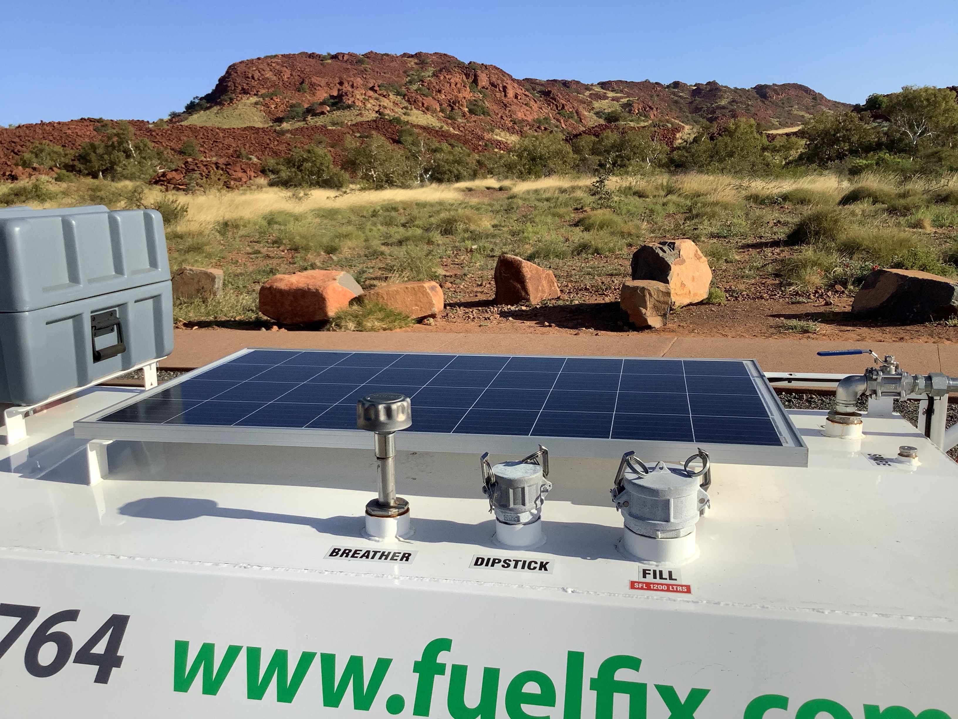 WA fuel trailer pilbara solar powered pumping solution